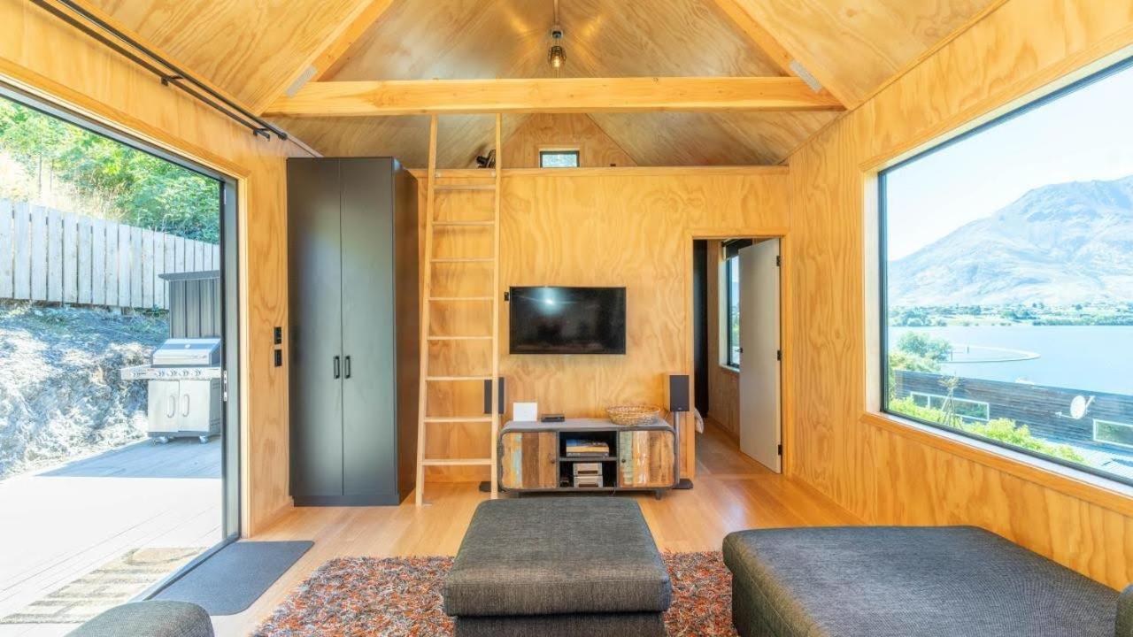 Picture Perfect - Queenstown Holiday Home Exterior photo
