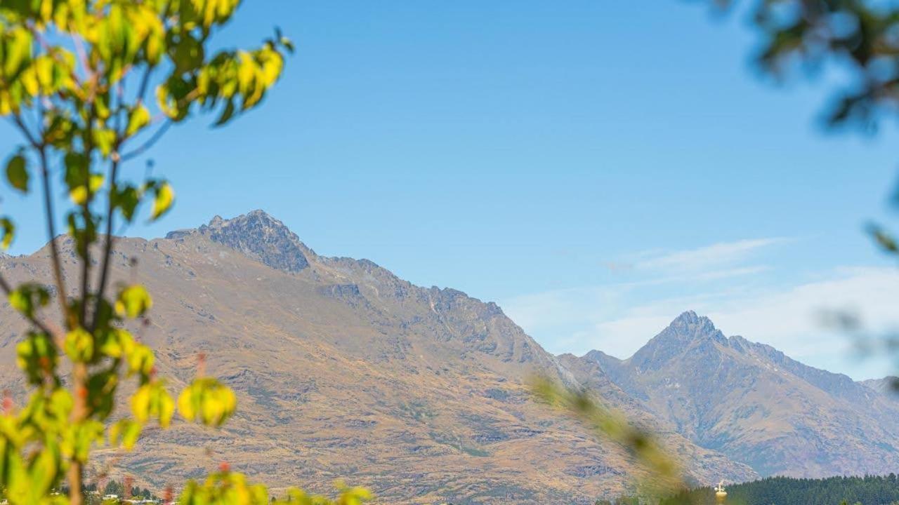 Picture Perfect - Queenstown Holiday Home Exterior photo